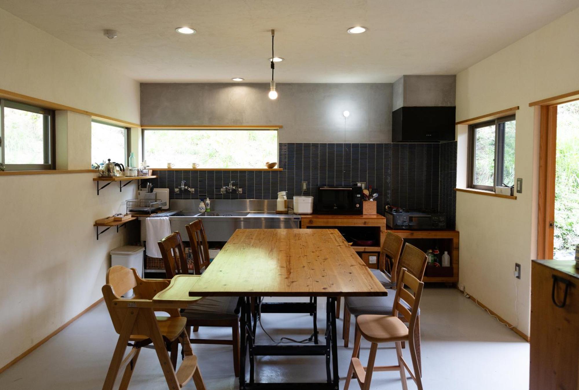 猫と図書館のある宿 草地家 Kusachike Minamiawaji Exterior foto